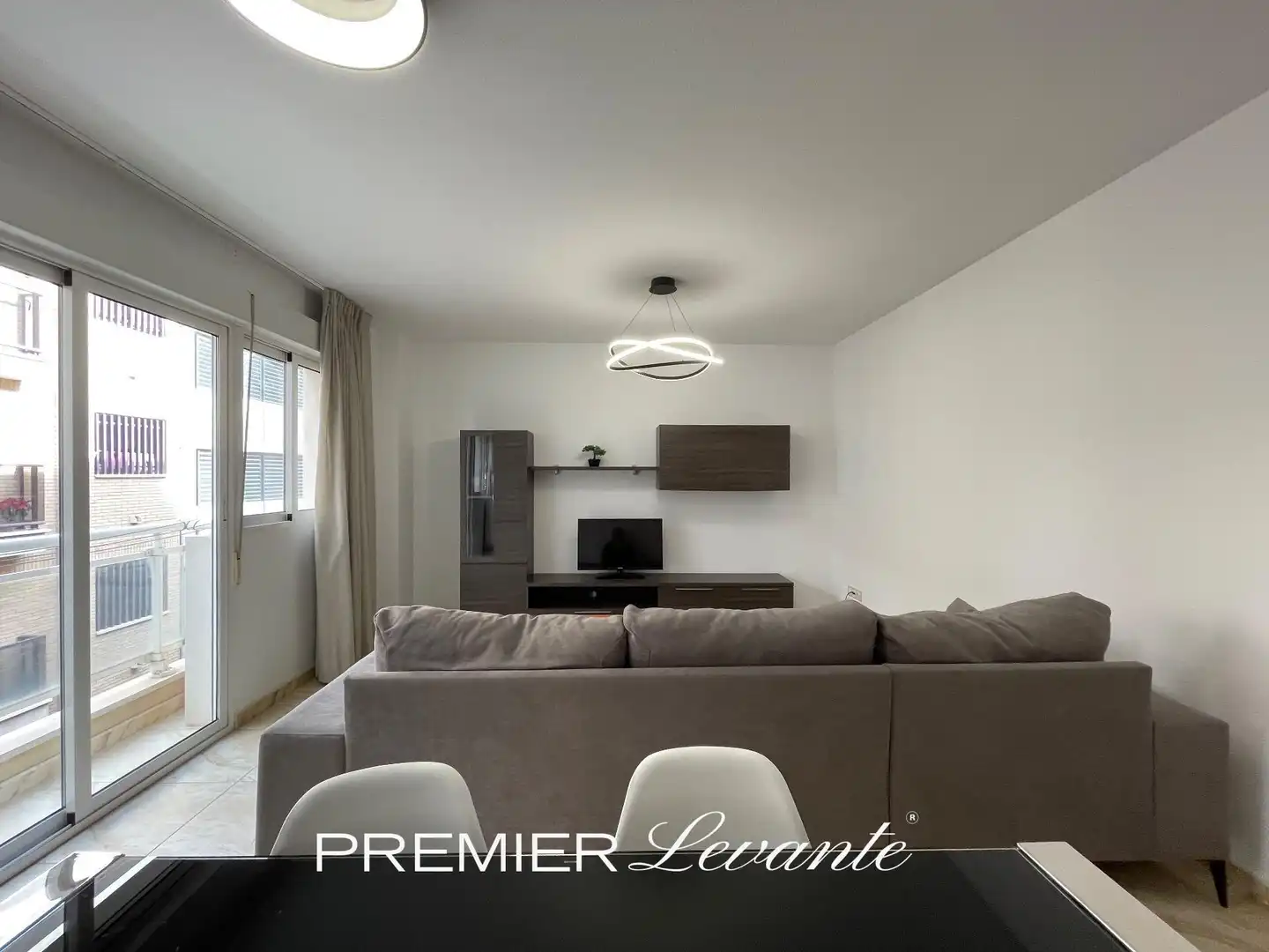 Wohnzimmer von Wohnung zur Miete in Alicante / Alacant mit Klimaanlage, Terrasse und Abstellraum
