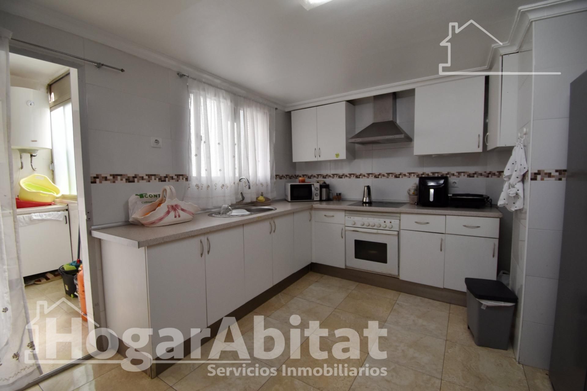 Kitchen of Flat for sale in Massanassa  with Air Conditioner