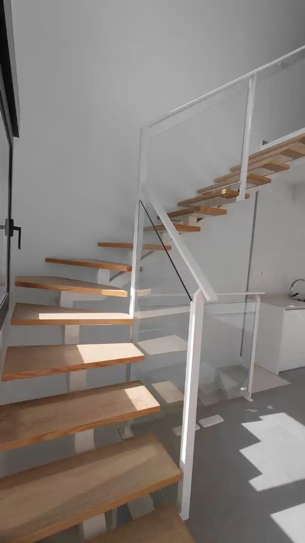 Casa bifamiliare con terrazza in vendita a Carrer de Xipre, imagen 4