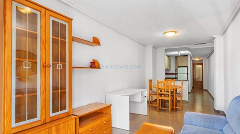 Apartamento con balcón en la provincia de Alicante, en Torrevieja. 2 habitaciones | 82 m² | 900 metros del mar, imagen 4