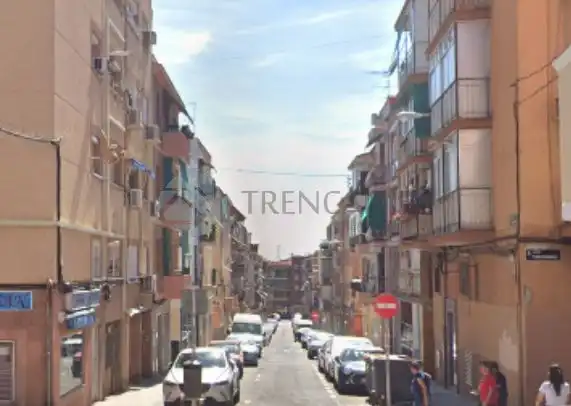 Piso en venta en CL ALEJANDRO MORAN  Es: Pl: Pt:CN  MADRID (MADRID)