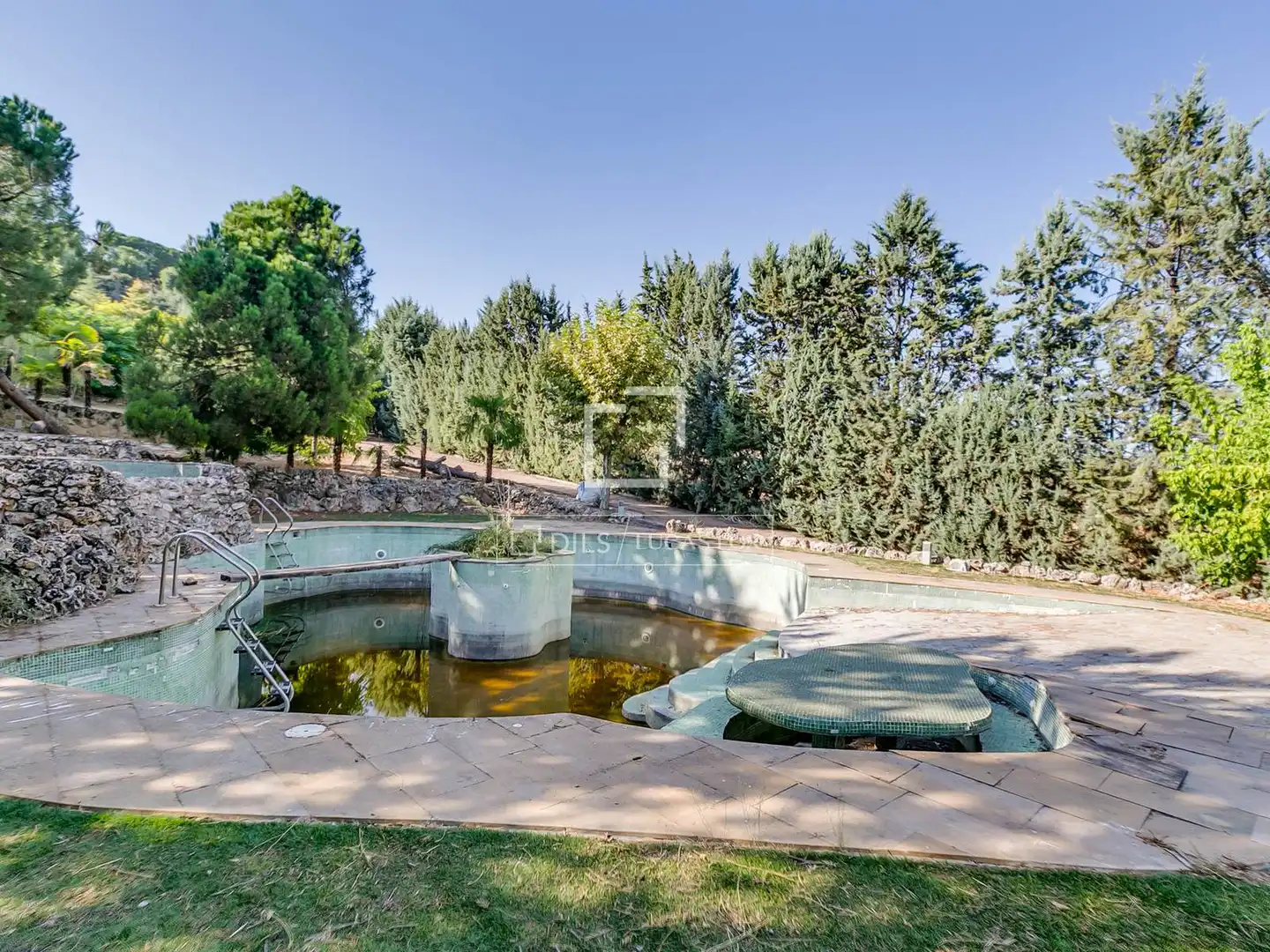 Piscina de Casa o chalet en venta en Algete con Aire acondicionado, Calefacción y Jardín privado