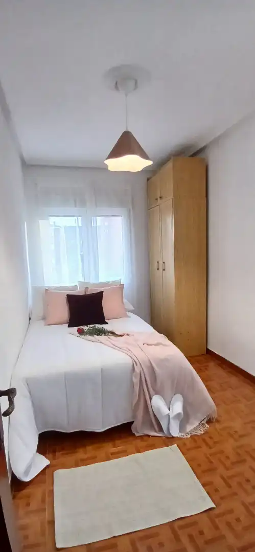 Bedroom of Flat for rent in Corvera de Asturias  with Heating, Furnished and Oven