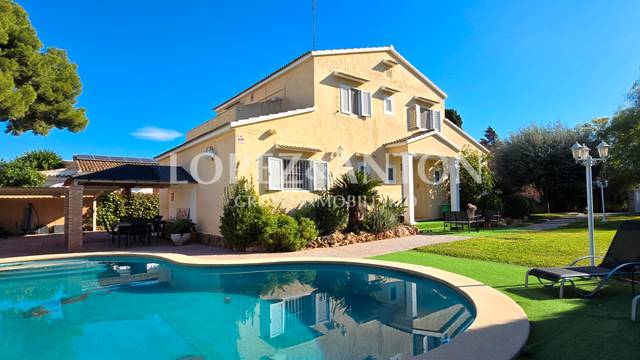 Casa-chalet en Venta en El Carme - Sant Agustí - Bonavista