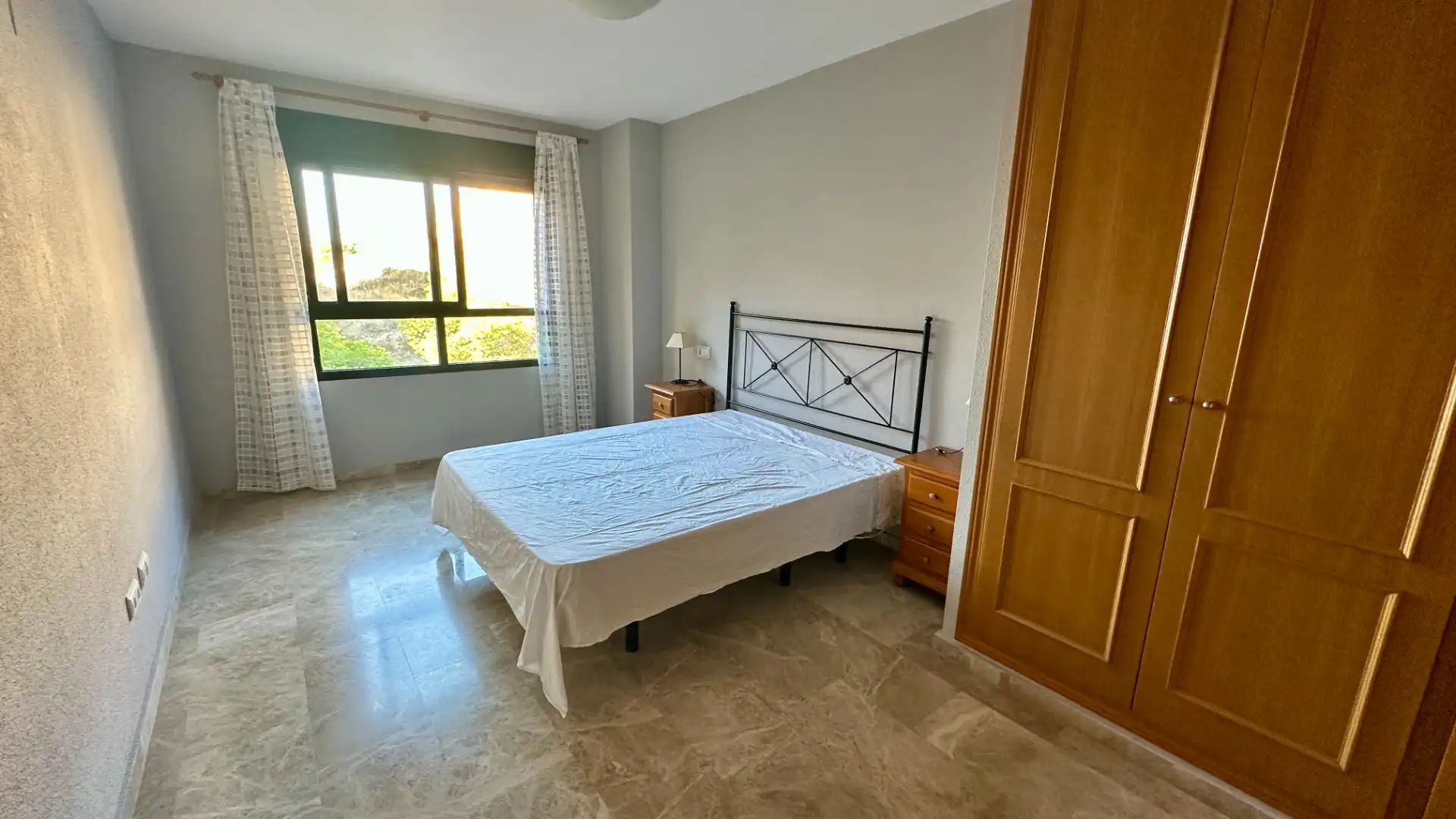 Flat with terrace for sale in Calle Ronda del Castillo, imagen 11
