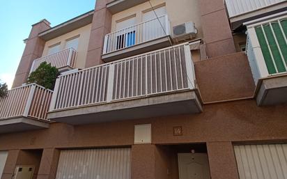 Exterior view of Single-family semi-detached for sale in Almazora / Almassora  with Air Conditioner, Terrace and Balcony