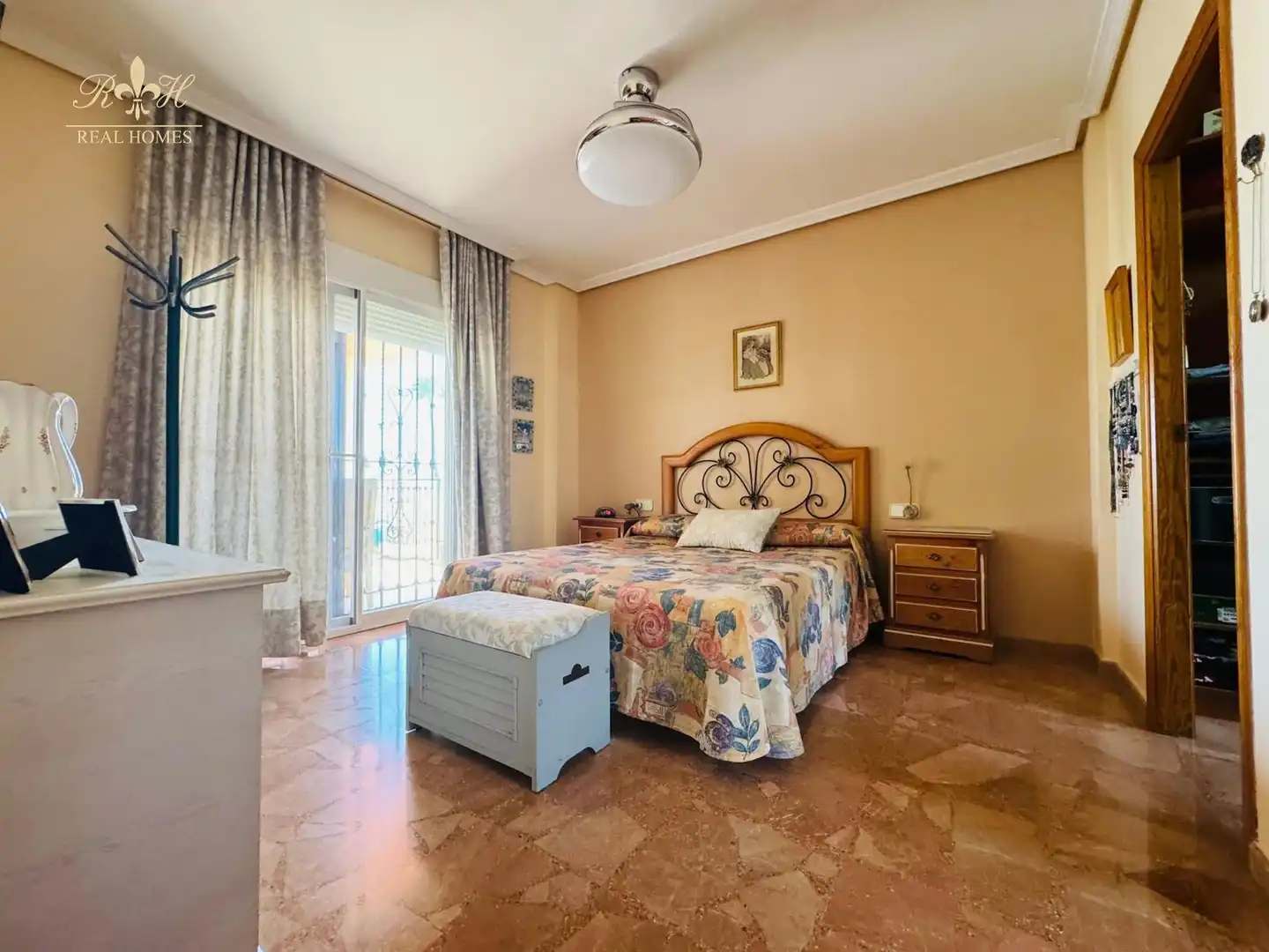 Bedroom of Houses for sale in L'Alfàs del Pi  with Air Conditioner, Heating and Terrace