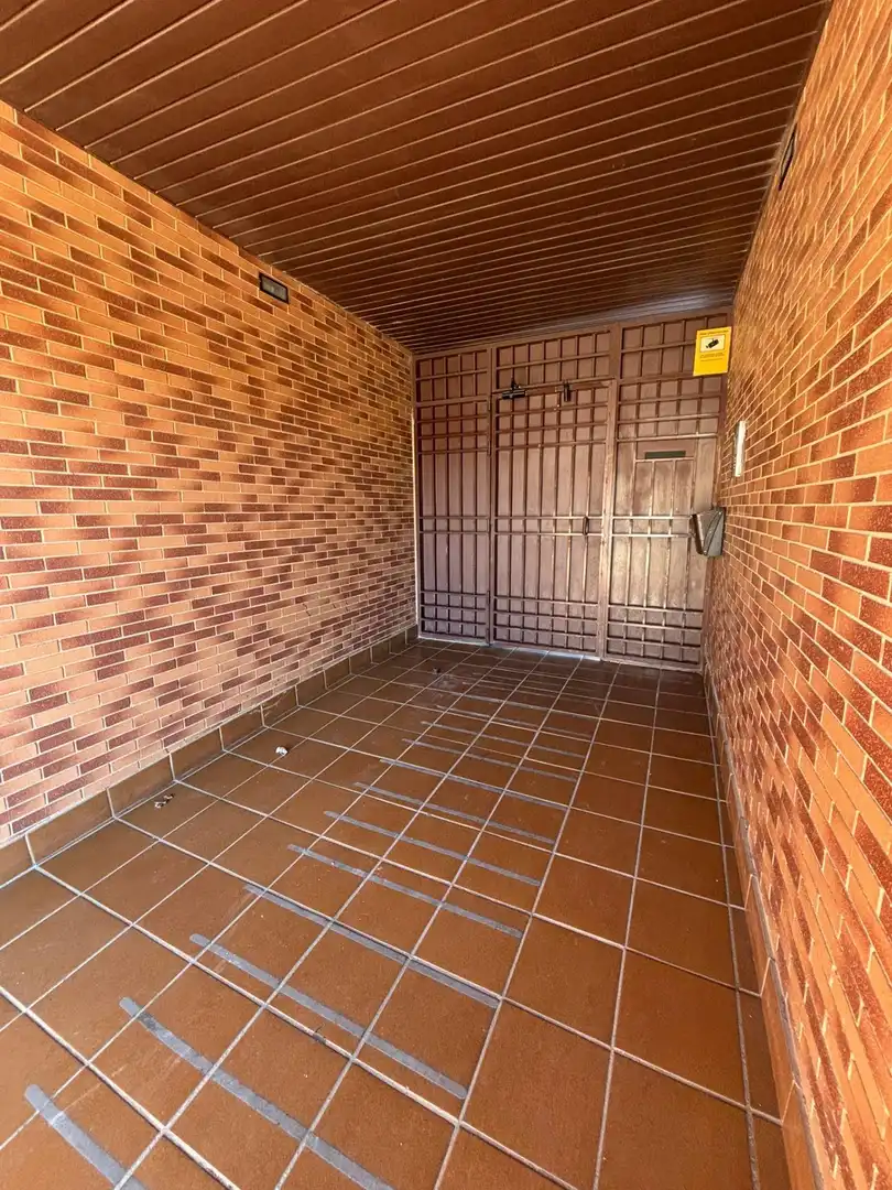 House with pool for sale in Valdepeñas, imagen 3