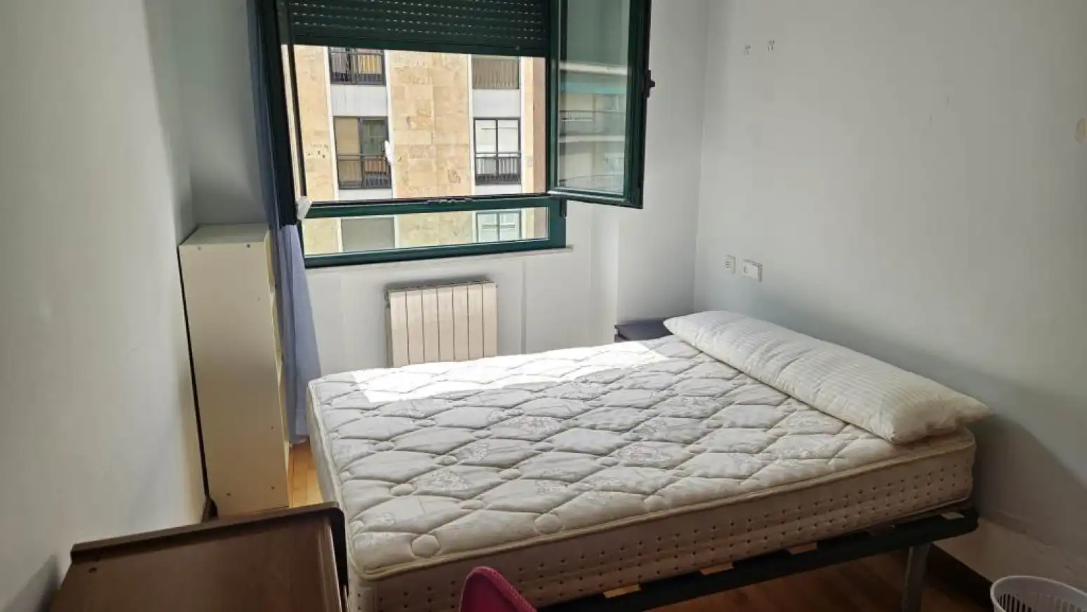 Bedroom of Flat for rent in Salamanca  with Heating and Furnished