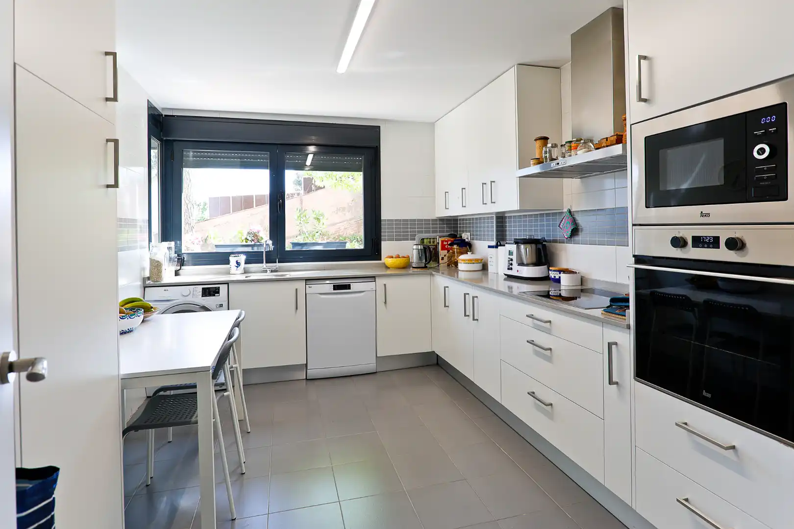 Casa aparellada amb terrassa en venda a Calle de Ignacio, imagen 11