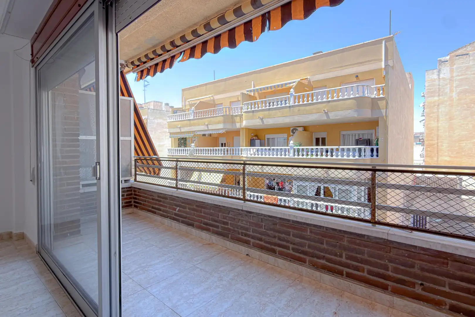 Apartamento con ascensor en venta en Calle la Calera