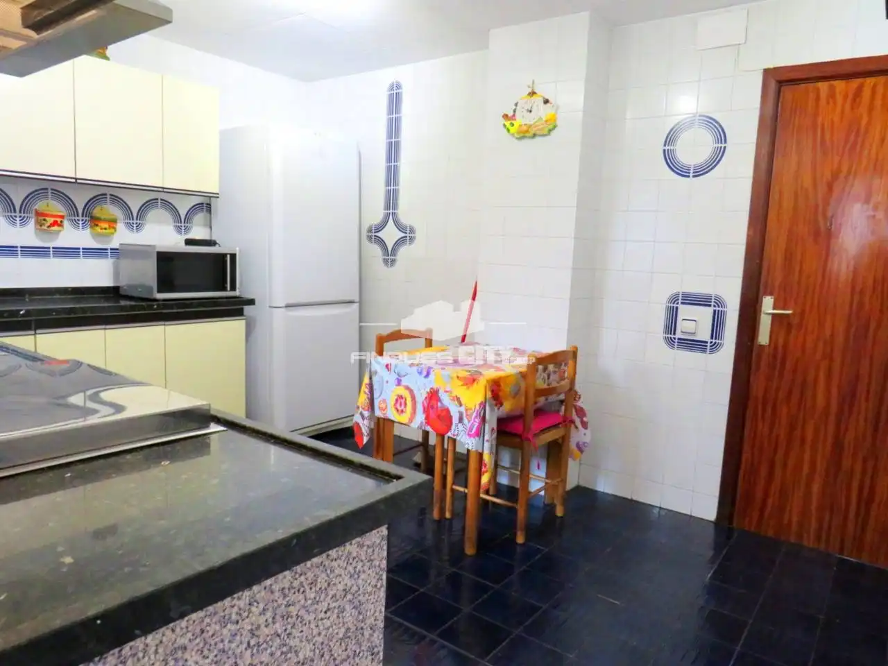 Cocina de Piso de alquiler en Calella con Aire acondicionado, Calefacción y Terraza