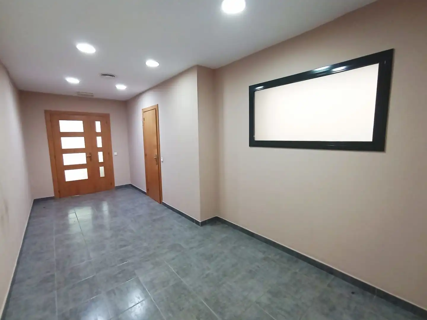 Local comercial de lloguer a Lluis Puigjaner 8, imagen 6