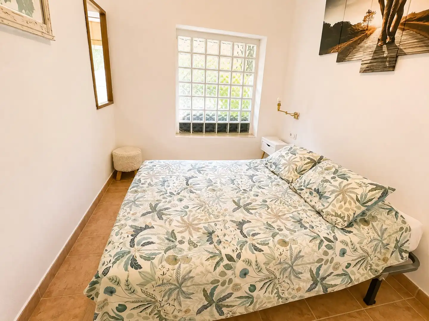 Habitación de Apartamento en venta en Santa Susanna con Terraza, Horno y Piscina comunitaria