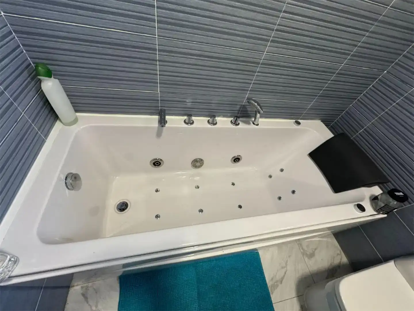 Baño de Casa o chalet en venta en Bargas con Aire acondicionado, Trastero y Piscina