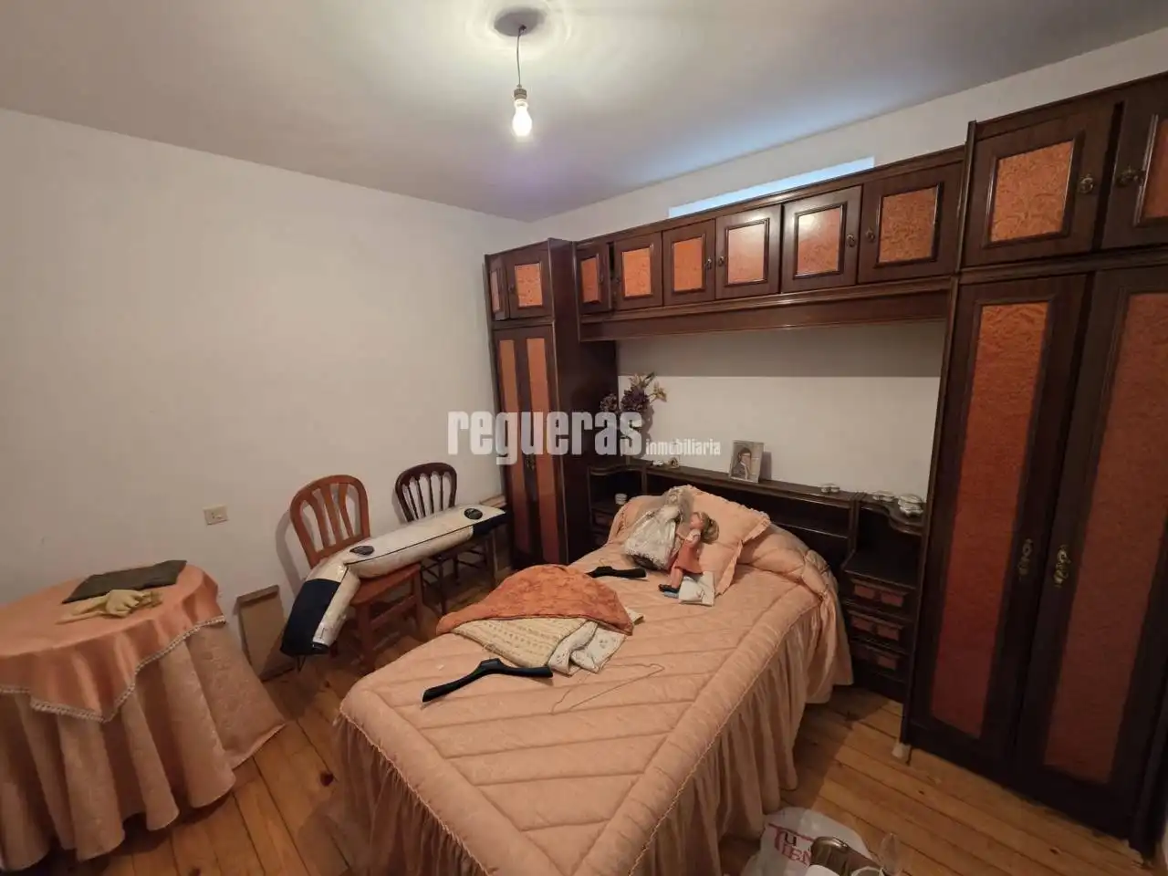 Habitación de Casa o chalet en venta en Burón