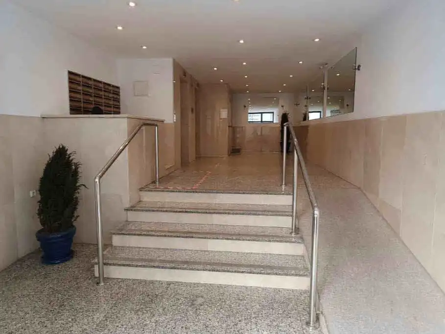 Office for rent in Marbella  with Air Conditioner, Heating and Terrace