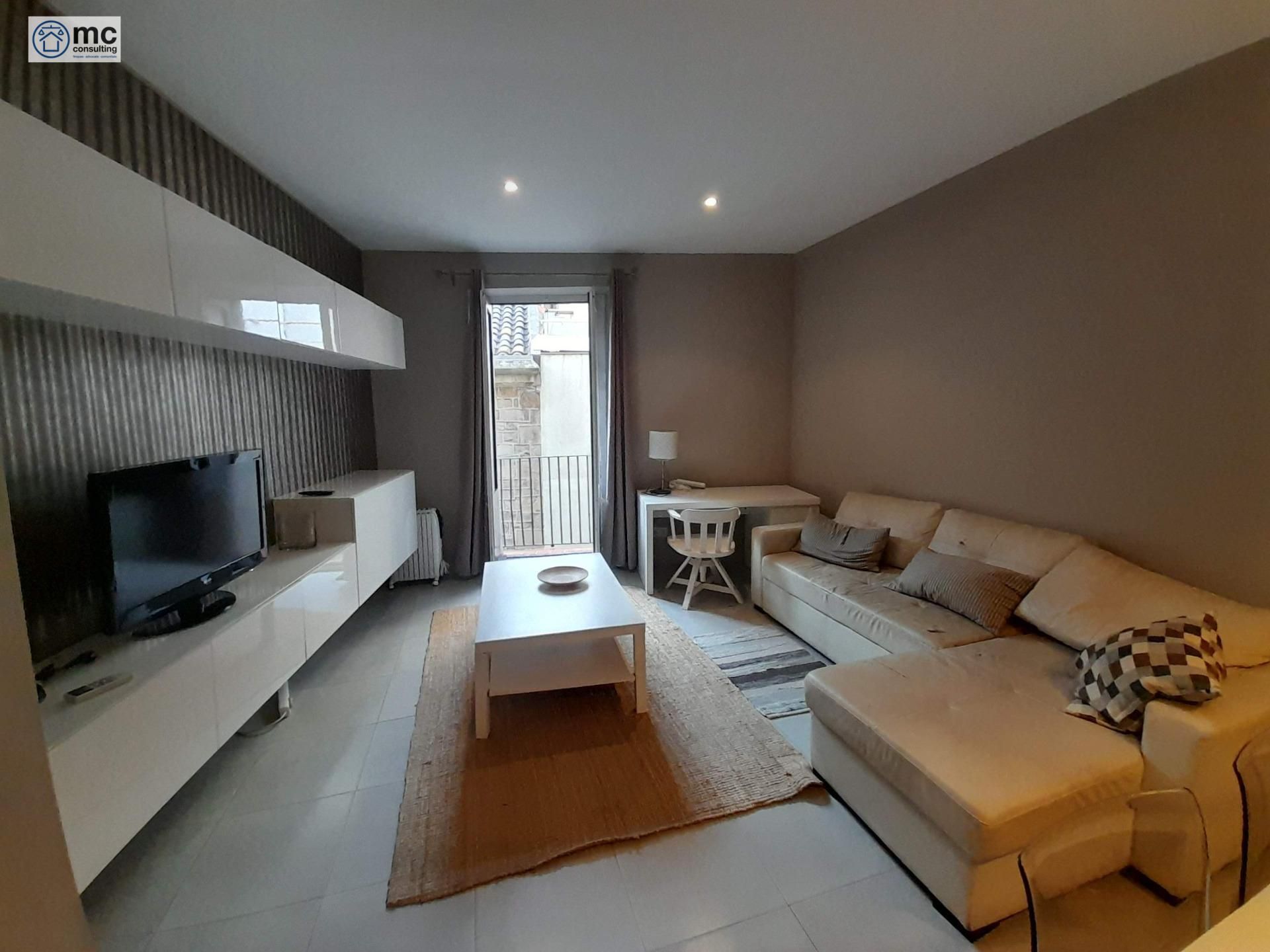 Sala de estar de Piso de alquiler en  Barcelona Capital con Aire acondicionado y Balcón