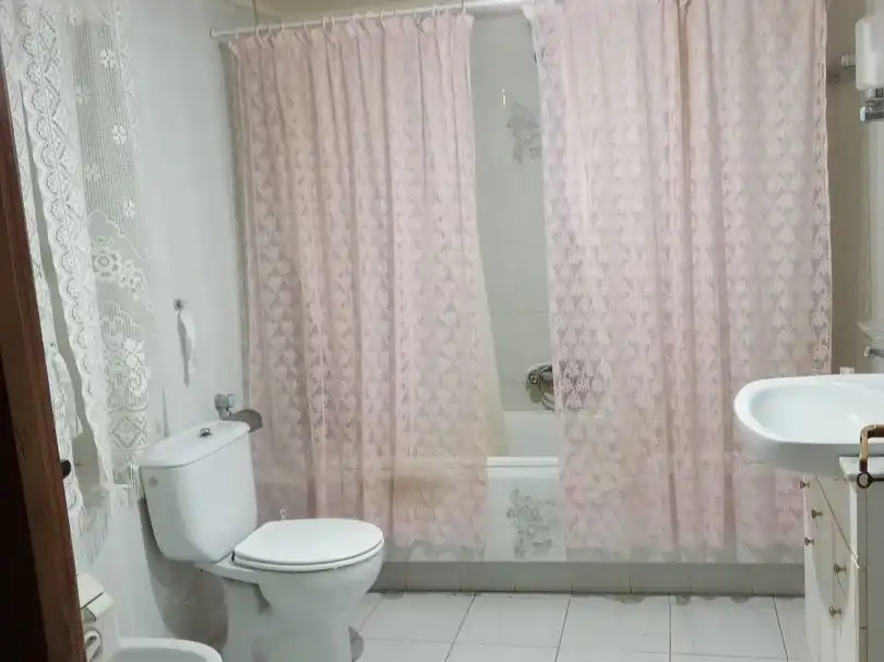 Bany de Casa o xalet en venda en Gallegos del Río