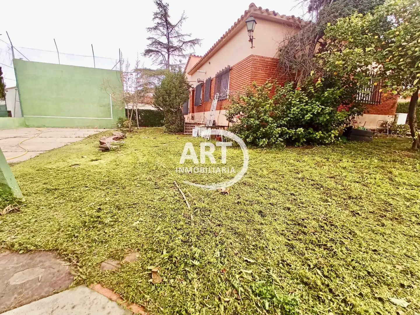 Jardí de Casa o xalet en venda en L'Eliana amb Calefacció, Terrassa i Piscina
