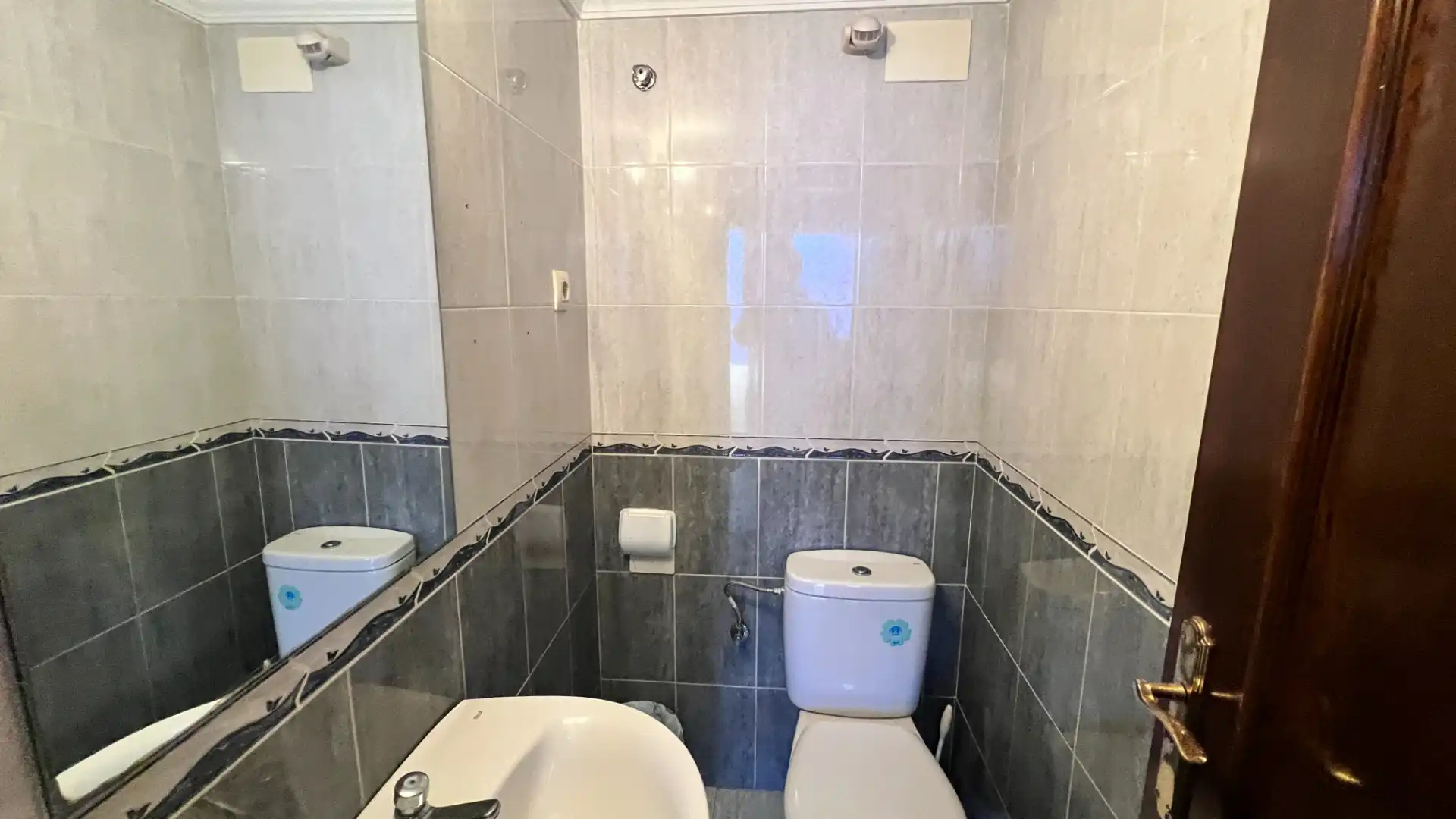 Bathroom of Commercial properties for rent in Torrox  with Air Conditioner and Furnished