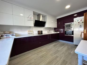 Villa avec balcon à vendre à Faisanes