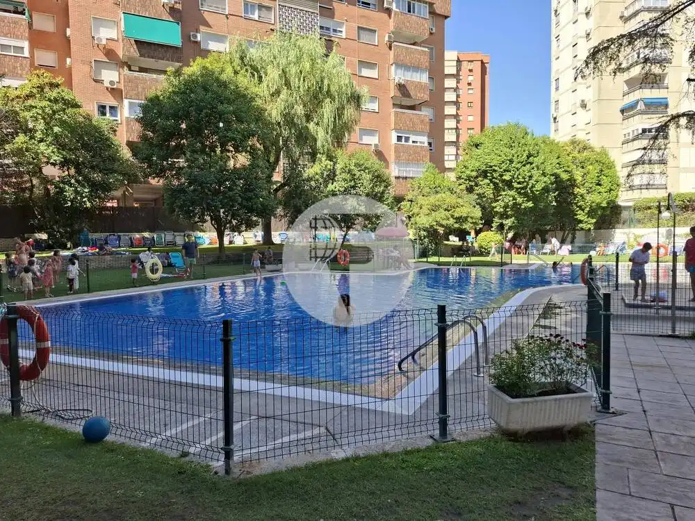 Pis amb piscina en venda a Ciudad Lineal, imagen 48