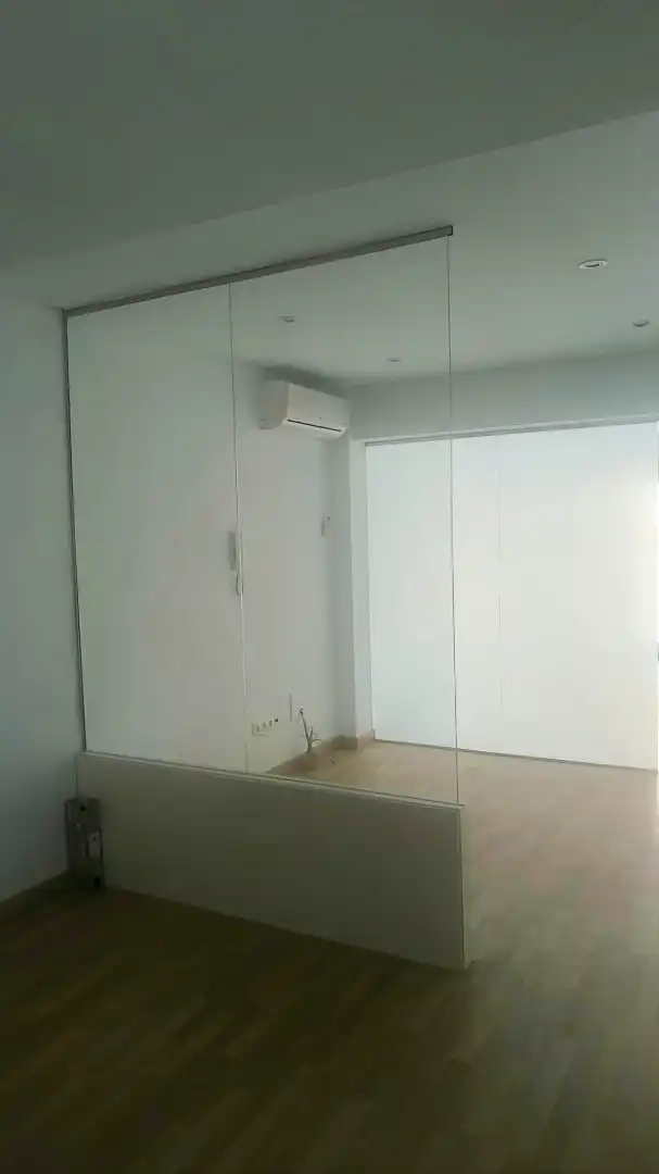 Dormitori de Oficina de lloguer en Córdoba amb Aire condicionat, Calefacció i Internet
