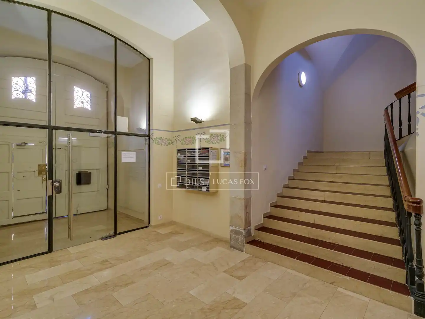 Piso en venta en Barcelona con Calefacción, Parquet y Trastero