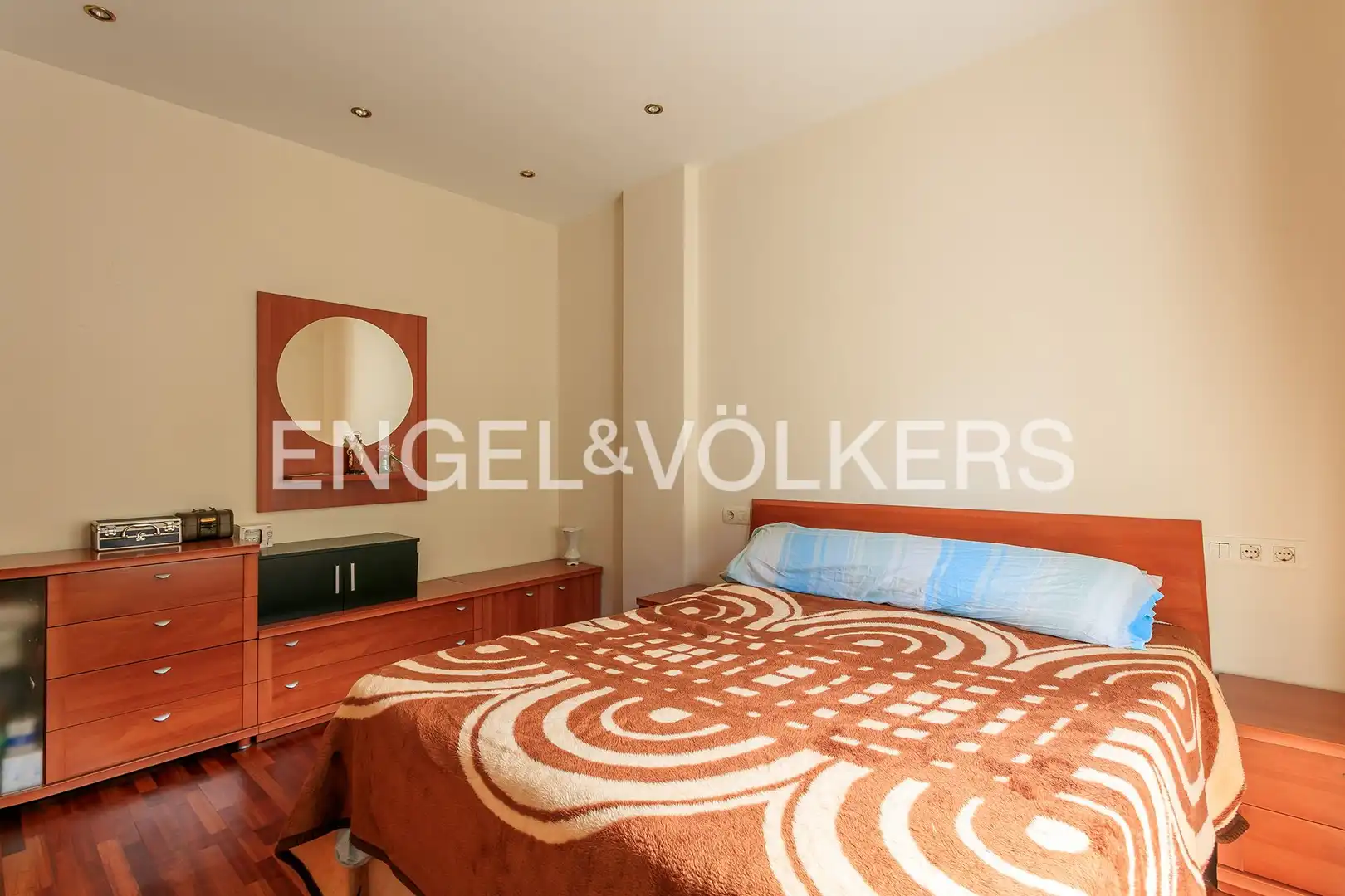 Habitación de Casa o chalet en venta en Castro-Urdiales con Calefacción, Jardín privado y Terraza