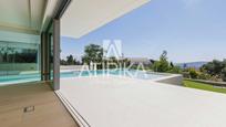 Exterior view of House or chalet for sale in  Barcelona Capital  with Air Conditioner, Heating and Terrace