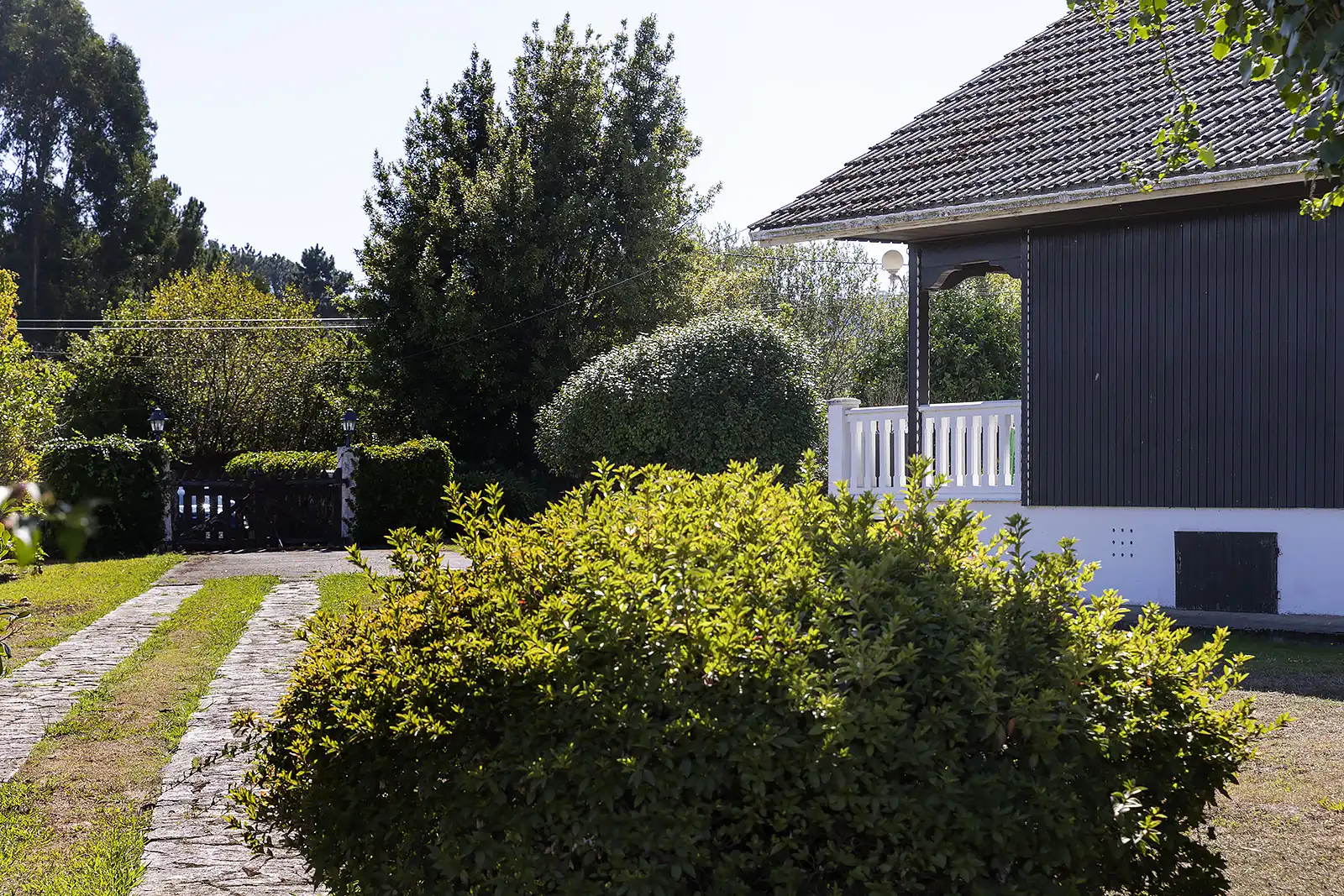Jardín de Casa o chalet en venta en Oleiros con Calefacción, Jardín privado y Piscina