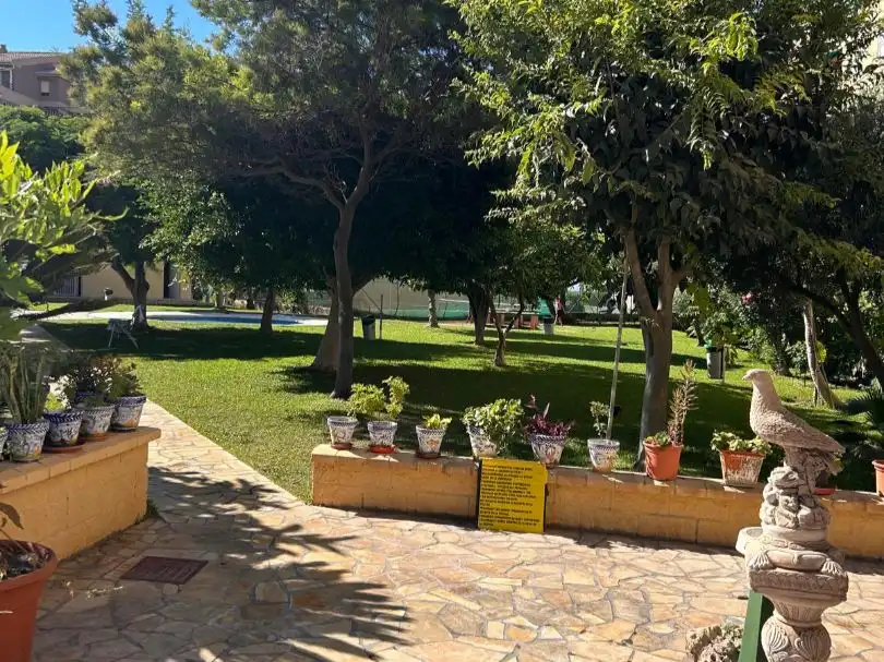 Appartamento con piscina in vendita a Paseo Marítimo Travesía D 86a, imagen 16