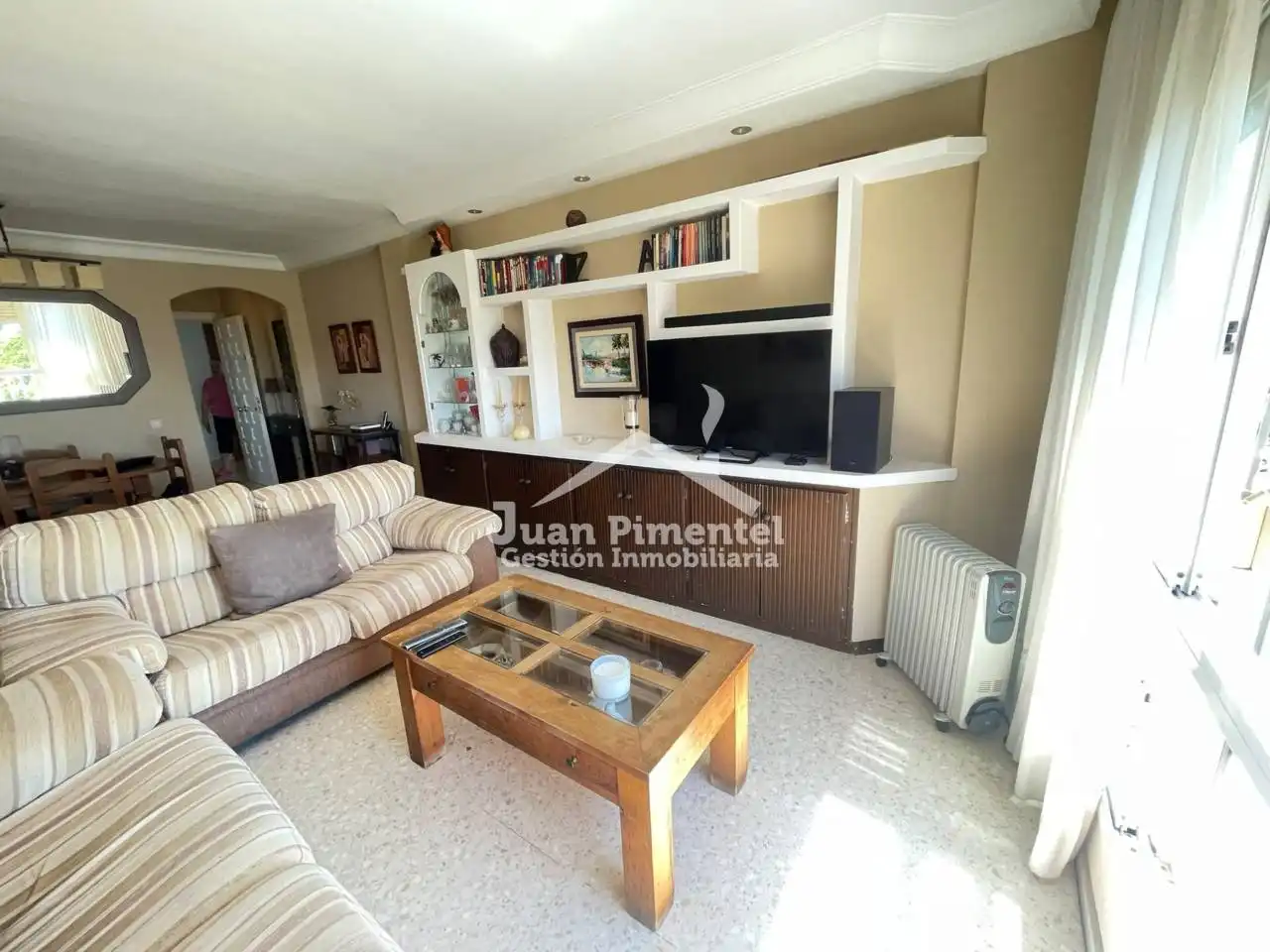 Sala de estar de Piso en venta en Estepona con Trastero, Amueblado y Balcón