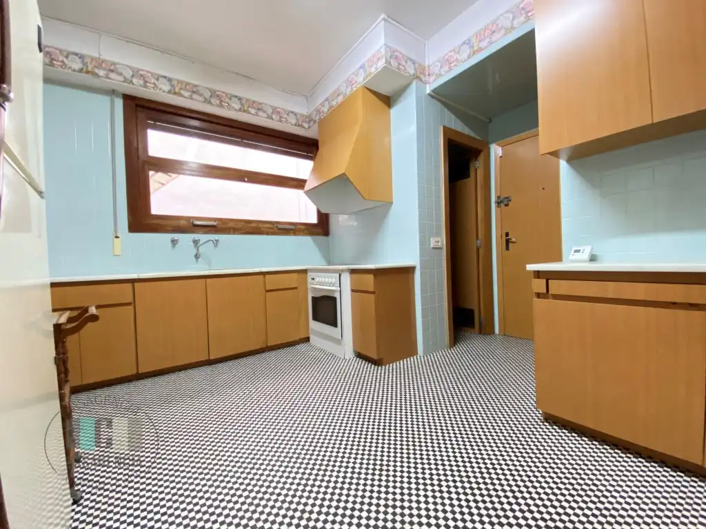 Piso en venta en Plaza Huerto Sogueros, Casco Histórico