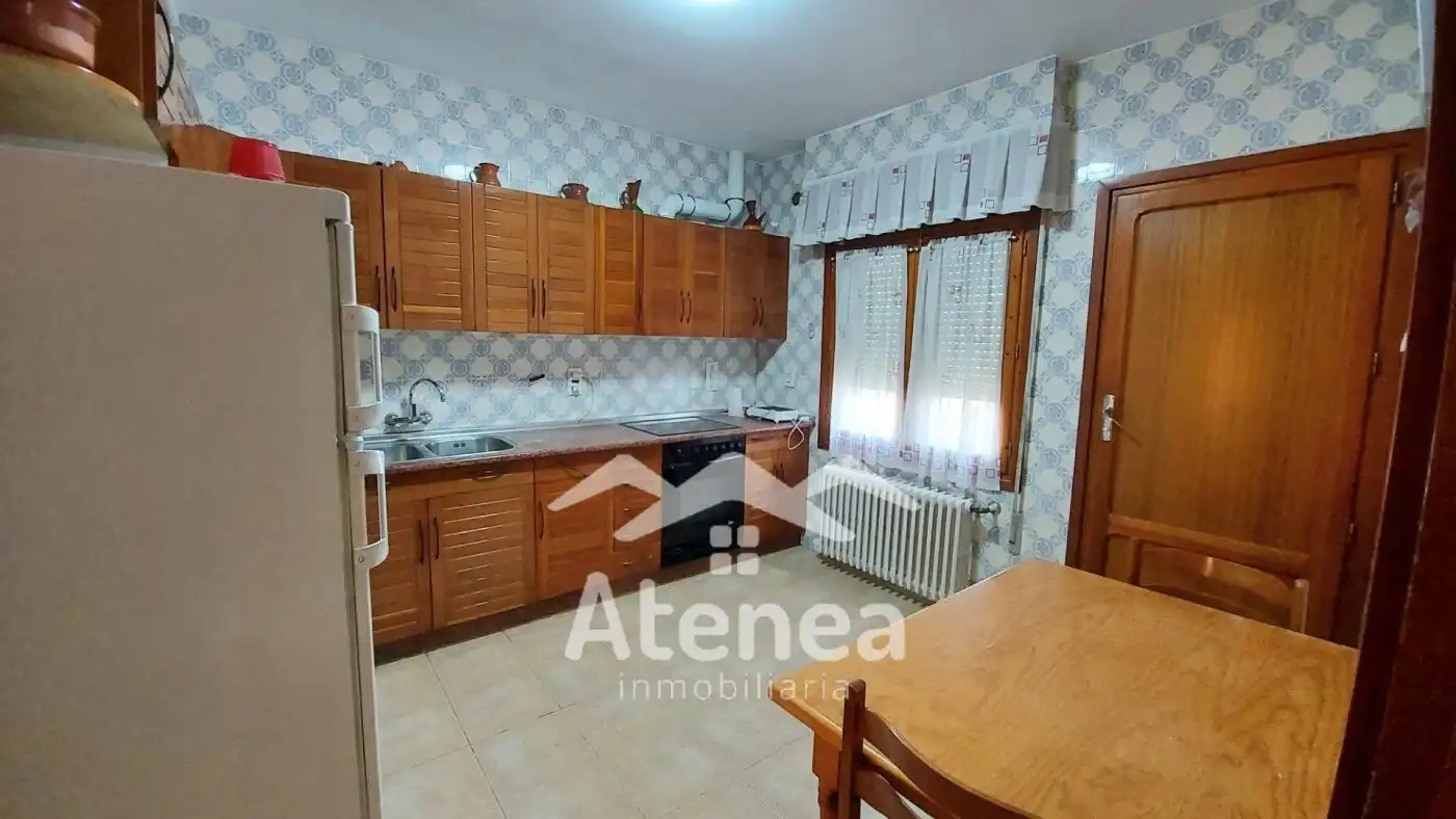Casa en venta en La Roda, imagen 2