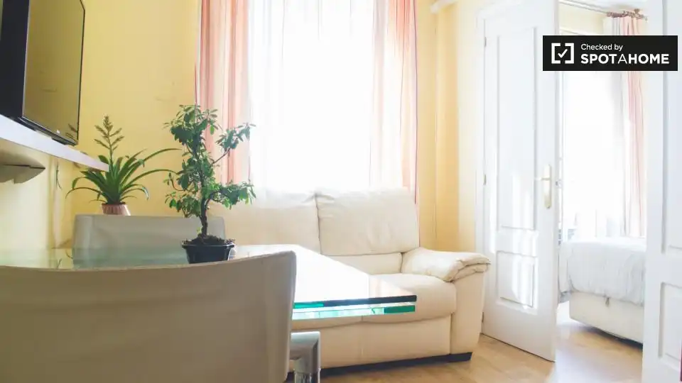 Flat with terrace to rent in Centro, imagen 2