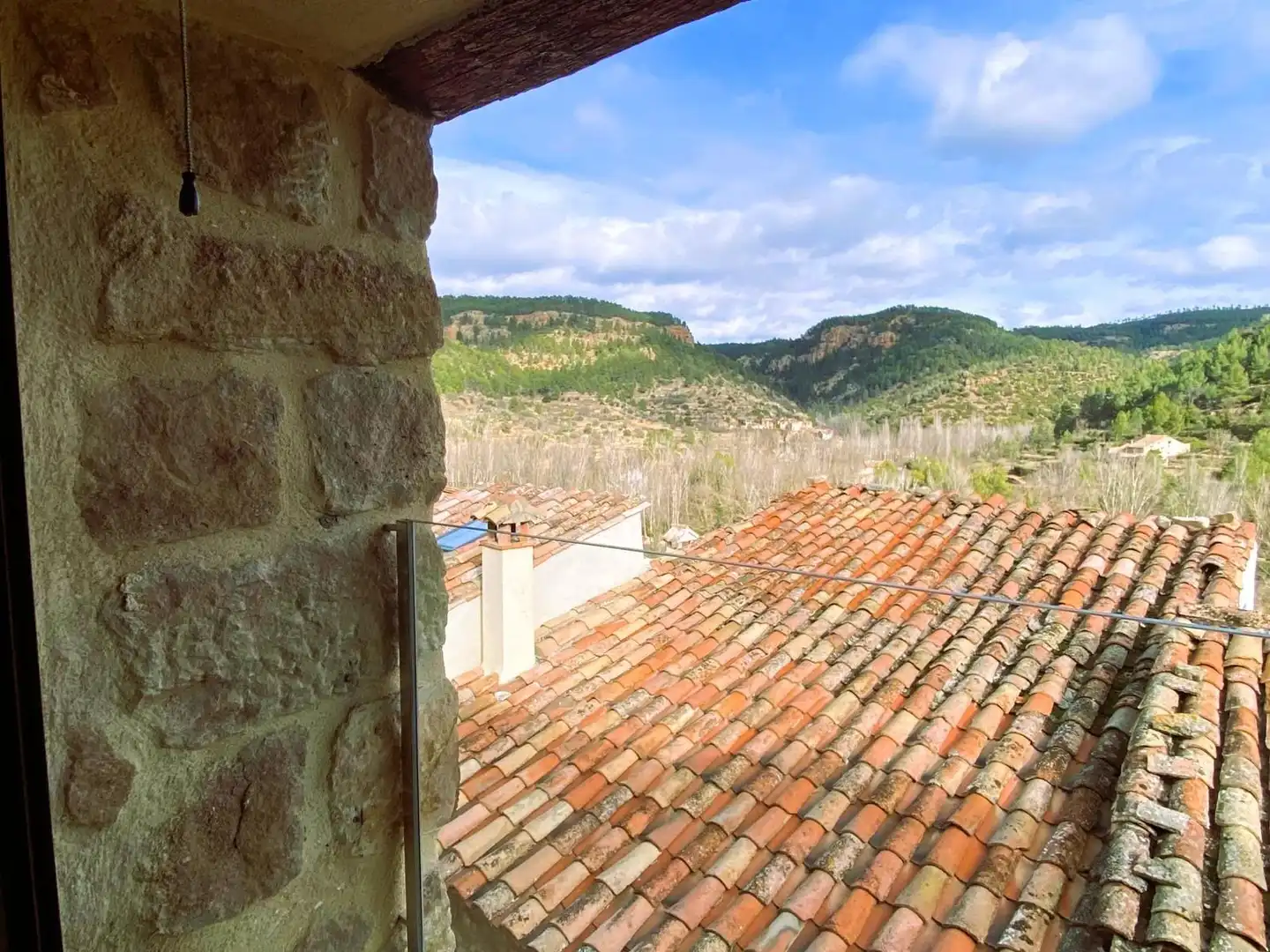 Vista exterior de Finca rústica en venda en Olba amb Calefacció i Moblat