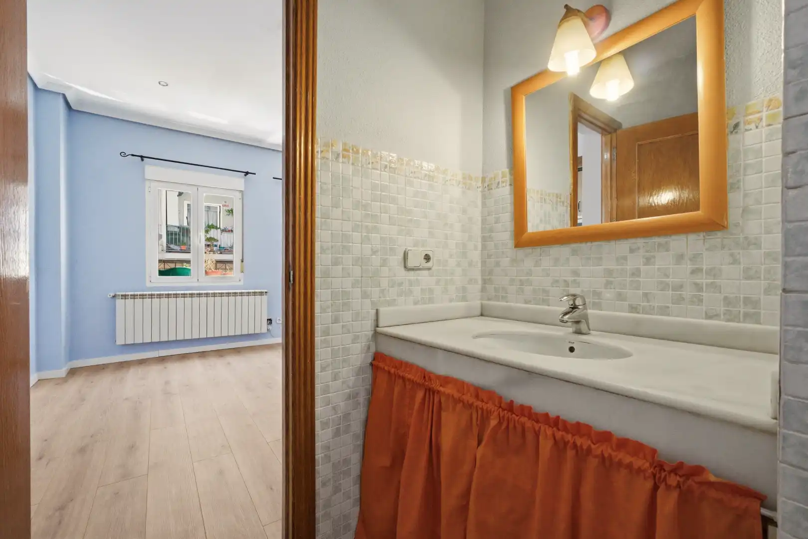 Baño de Piso en venta en Madrid con Aire acondicionado, Calefacción y Horno