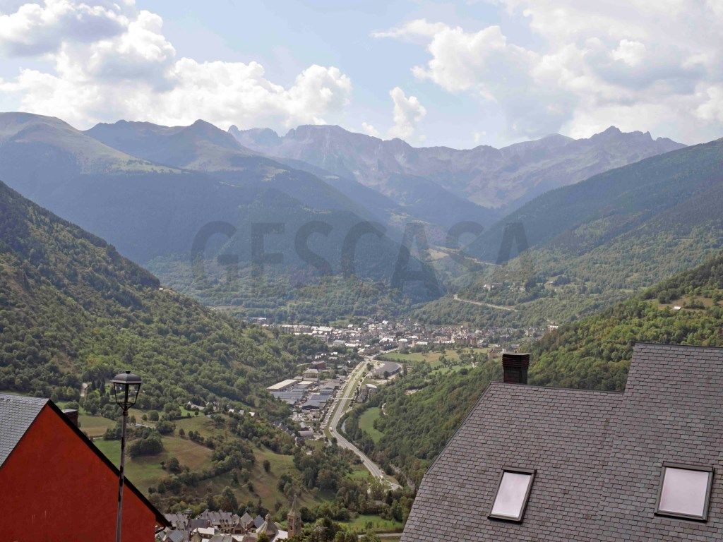 Vista exterior de Casa o xalet en venda en Vielha e Mijaran