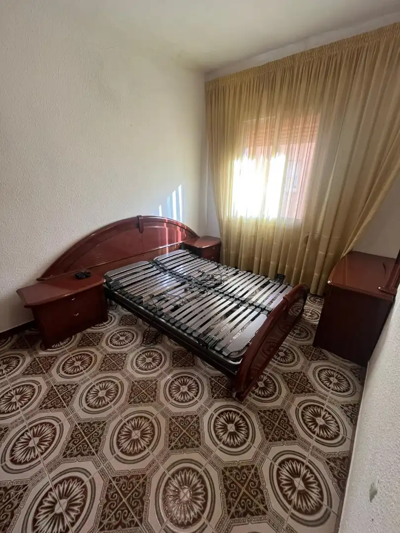 Schlafzimmer von Wohnung zum Verkauf in L'Hospitalet de Llobregat mit Alarm