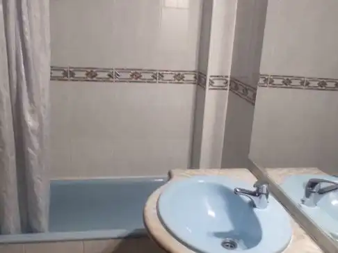 Baño de Piso en venta en Coslada con Aire acondicionado, Terraza y Balcón