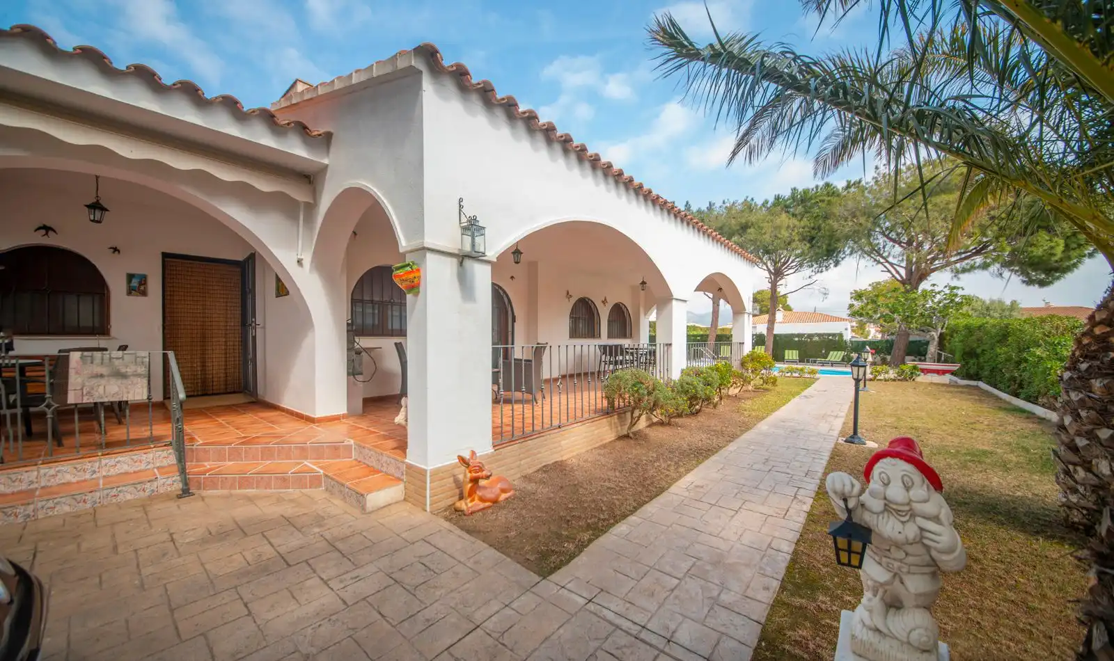 Chalet con piscina en venta en Carrer Número Dotze, imagen 2