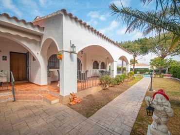 Villa avec piscine à vendre à Carrer Número Dotze