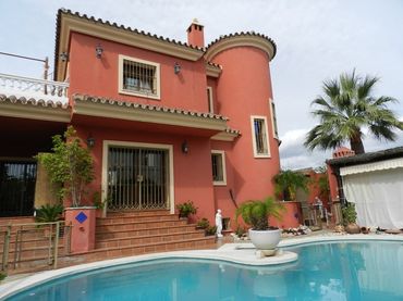 Villa con piscina in vendita a Elviria - Cabopino