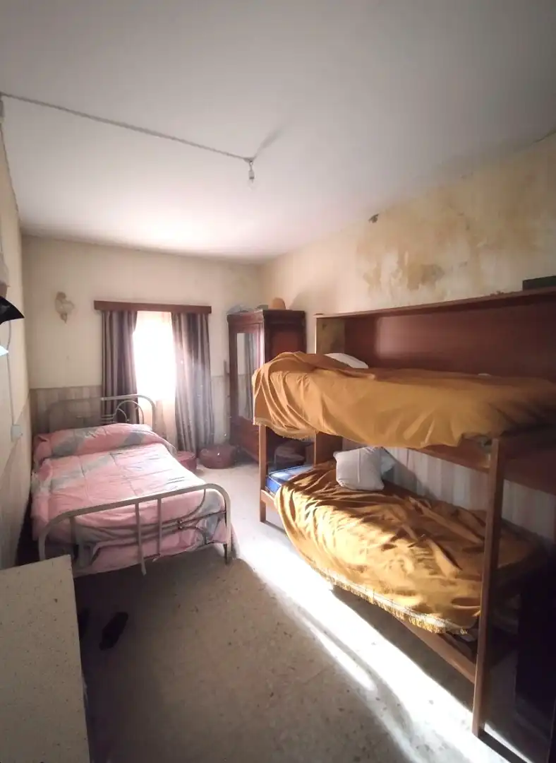 Schlafzimmer von Einfamilien-Reihenhaus zum Verkauf in Trujillo mit Terrasse und Balkon