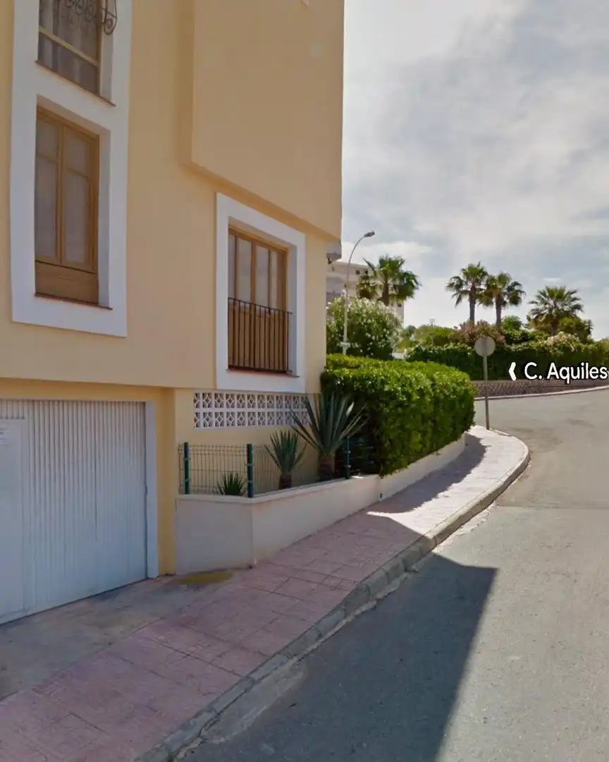 Vista exterior de Garatge en venda en Nueva Torrevieja - Aguas Nuevas