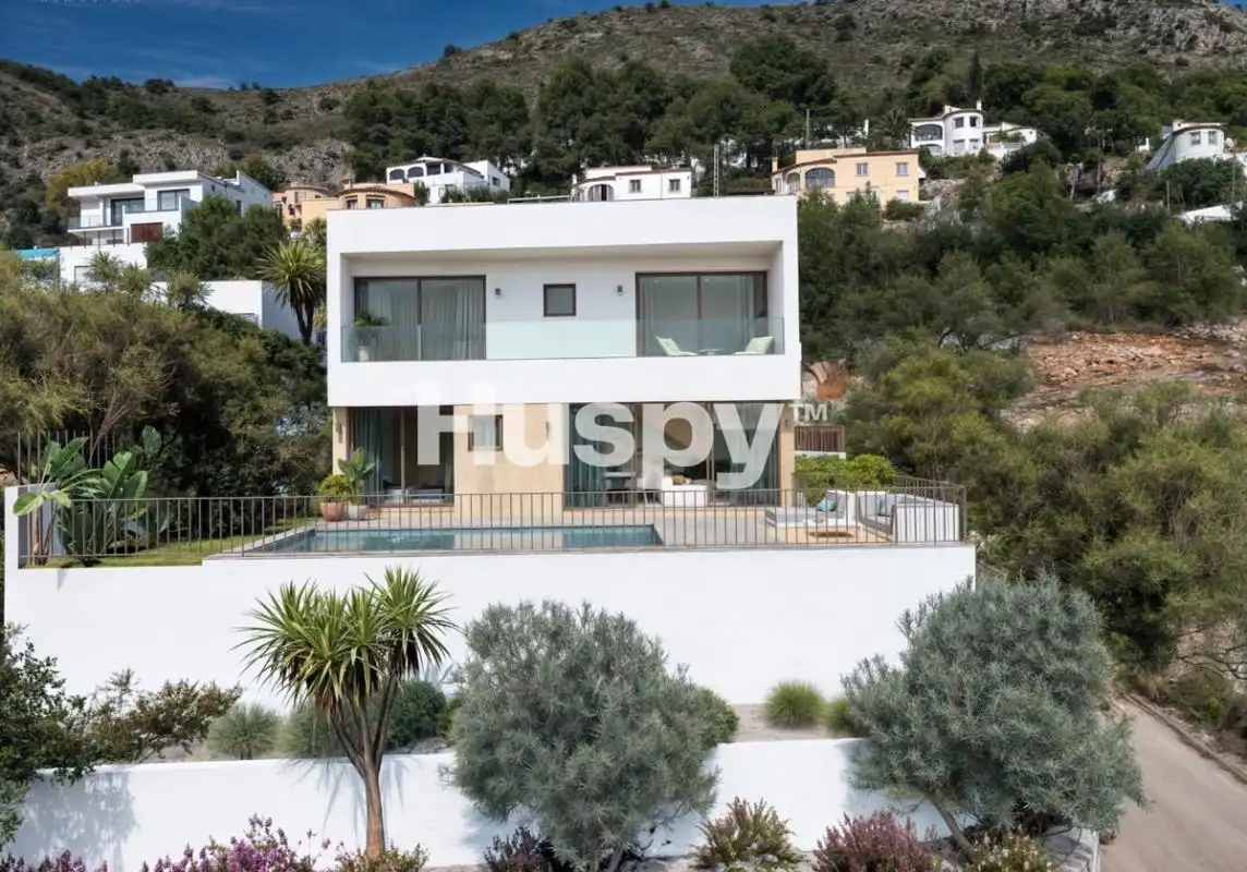 Casa con terraza en venta en Calle les Forques