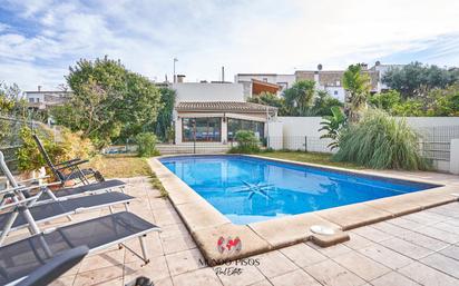 Piscina de Casa adosada en venda en Campanet amb Aire condicionat, Calefacció i Jardí privat