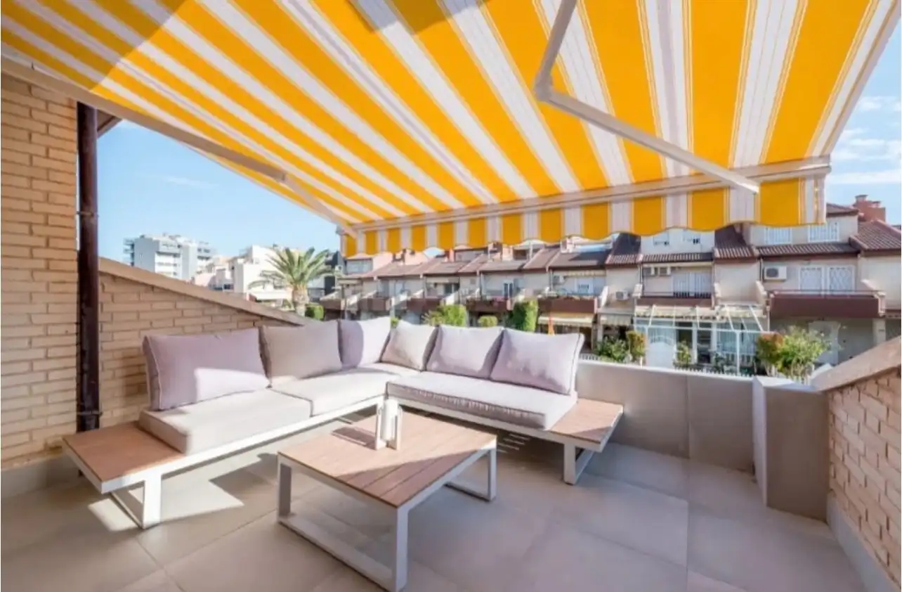 Terrassa de Casa adosada de lloguer en Alicante / Alacant amb Aire condicionat, Calefacció i Terrassa